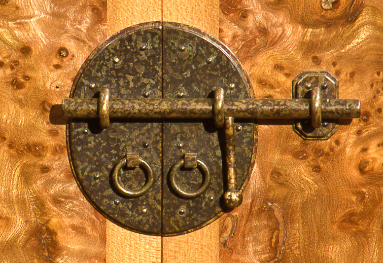 Custom Sanderson Hardware